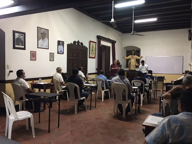 Animadores en curso “El liderazgo Virtuoso”.