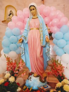 Nuestra Madre Santísima bajo de Advocación de María, Reina de la Paz.