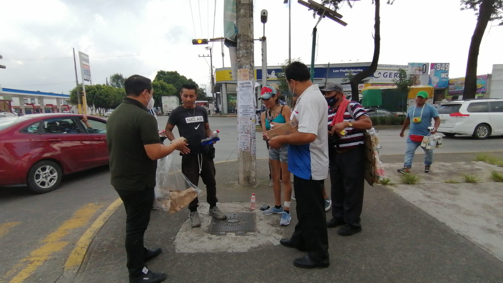 Campaña apoyando a personas de escasos recursos